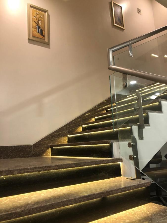 Lemon Green Residency - Hotel And Serviced Apartments 뉴델리 외부 사진